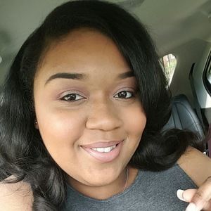 Meet your Posher, Aja